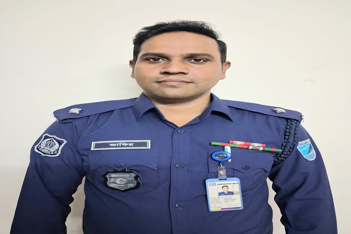 শান্তি ও সমৃদ্ধির প্রত্যাশায় কালীগঞ্জে ওসির নববর্ষের শুভেচ্ছা