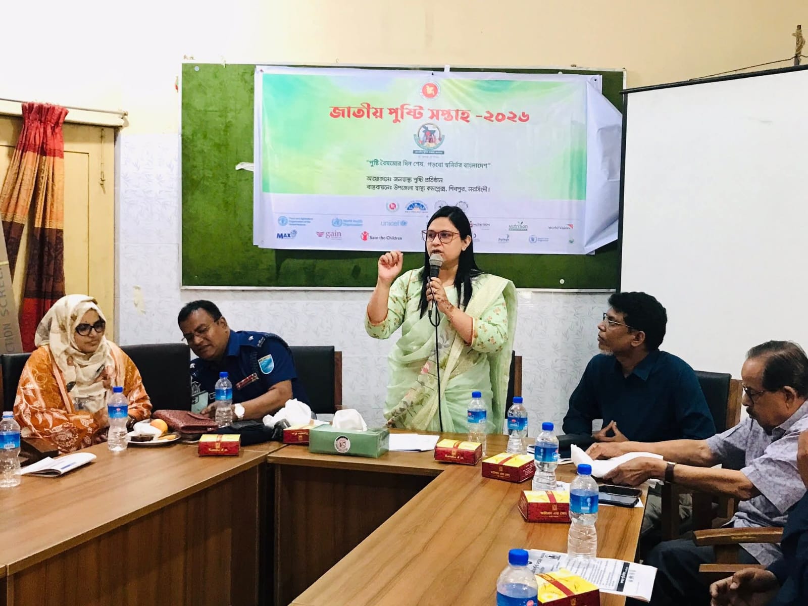 শিবপুরে জাতীয় পুষ্টি সপ্তাহ উদযাপন; স্বাস্থ্য কমপ্লেক্সে সুধীজনদের আলোচনা সভা